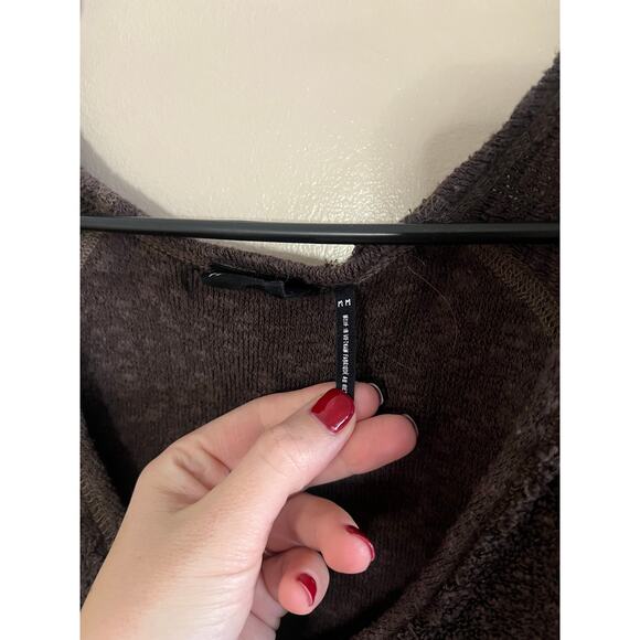 Urban Outfitters Oversized Sweater - Picture 2 of 3